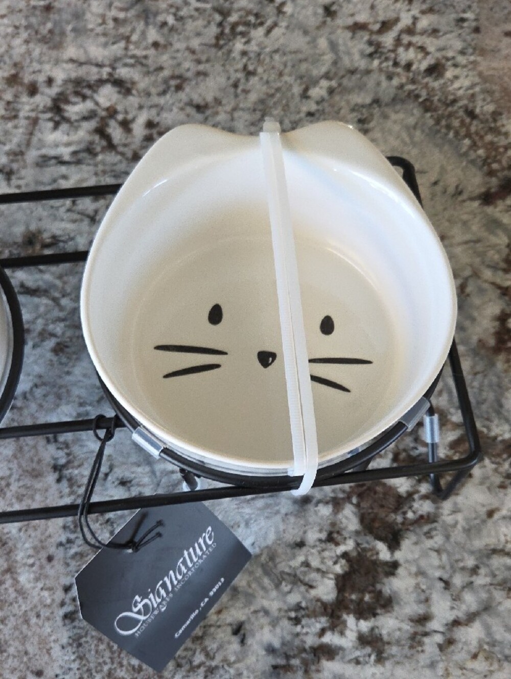 Signature Cat Ceramic Double Bowl Set in White - Picture 5 of 7